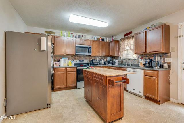 1000 Faye Street, Kingsport, TN 37660