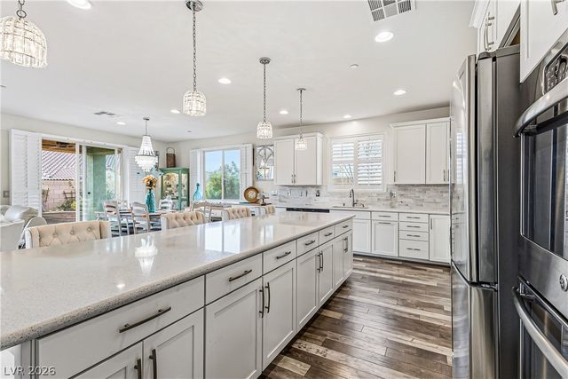 488 Cadence View Way, Henderson, NV 89011