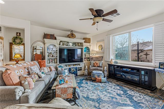 488 Cadence View Way, Henderson, NV 89011