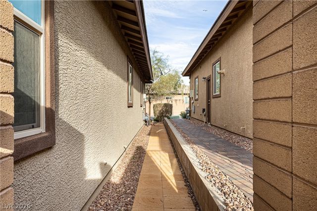 488 Cadence View Way, Henderson, NV 89011