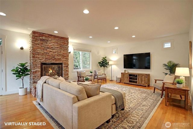 902 Madrona Beach Road, Camano Island, WA 98282