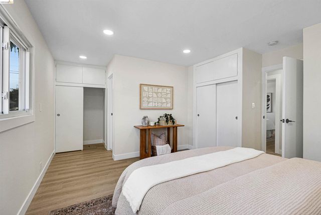 31871 Kennet St, Hayward, CA 94544