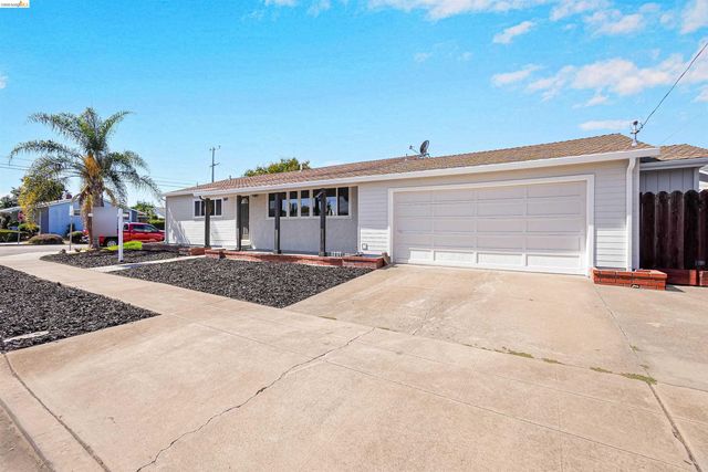31871 Kennet St, Hayward, CA 94544