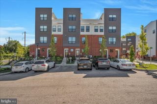 904 RIVERPLACE DR, Conshohocken, PA 19428