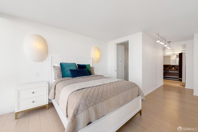 1998 Broadway Street 805, San Francisco, CA 94109