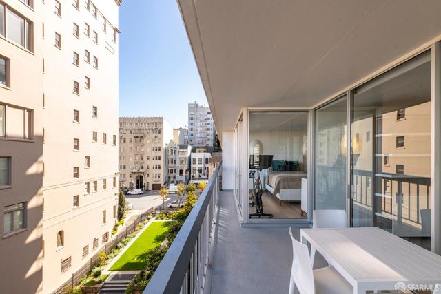 1998 Broadway Street 805, San Francisco, CA 94109
