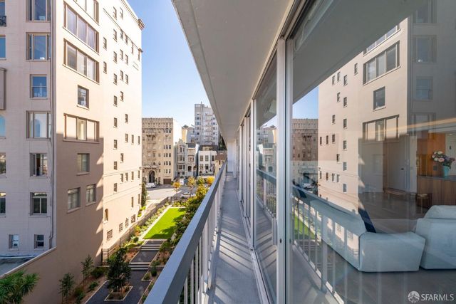1998 Broadway Street 805, San Francisco, CA 94109