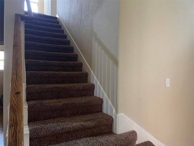 5104 Kestrel Drive, Mesquite, TX 75181