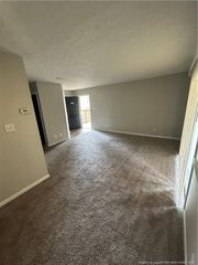 909 Applewood Lane, Fayetteville, NC 28303