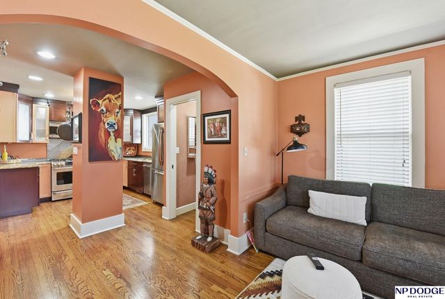 323 S 51 Avenue, Omaha, NE 68132