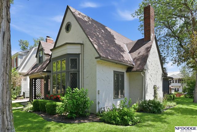 323 S 51 Avenue, Omaha, NE 68132