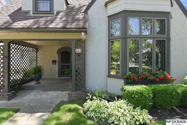 323 S 51 Avenue, Omaha, NE 68132