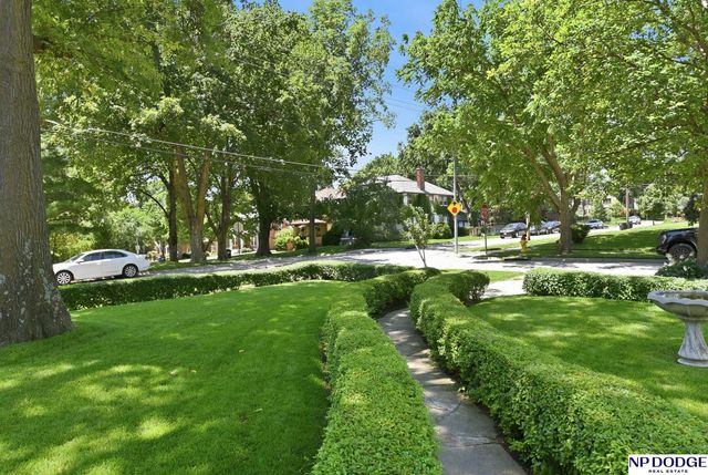 323 S 51 Avenue, Omaha, NE 68132