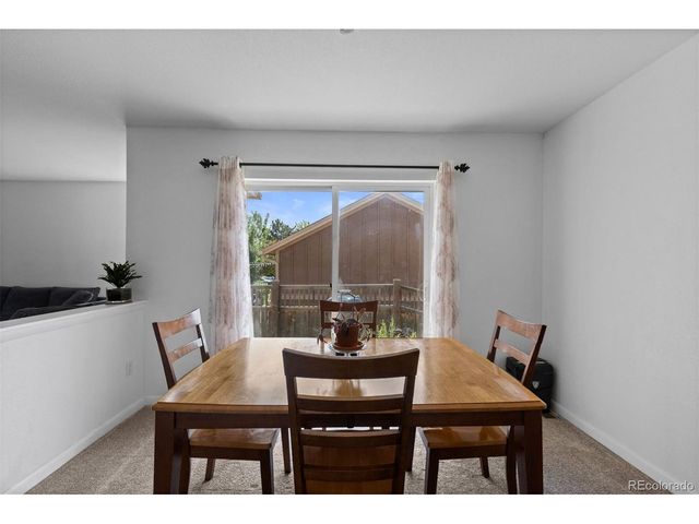 23317 E Saratoga Cir, Aurora, CO 80016