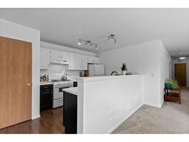 23317 E Saratoga Cir, Aurora, CO 80016
