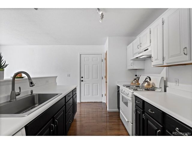 23317 E Saratoga Cir, Aurora, CO 80016