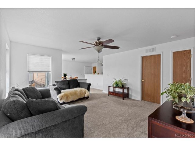 23317 E Saratoga Cir, Aurora, CO 80016