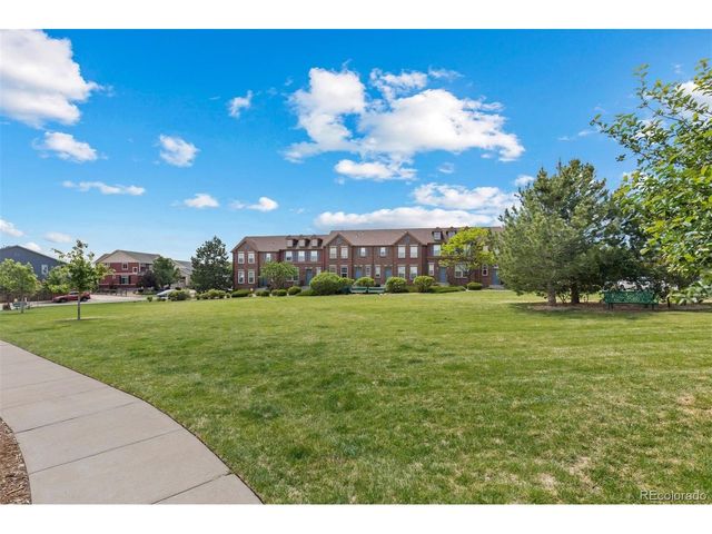 23317 E Saratoga Cir, Aurora, CO 80016