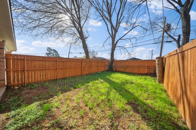 316 E 4th Street A, Arlington, TX 76010