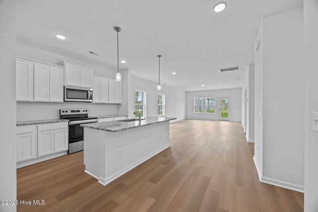 625 Pelican Cove Way SE 248, Southport, NC 28461