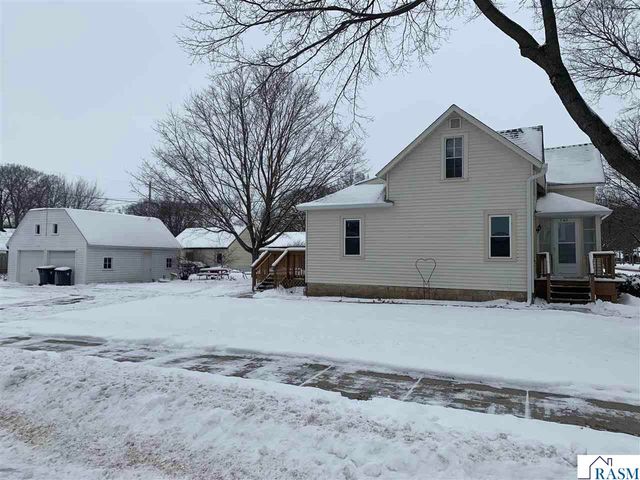 701 Nicollet Avenue, North Mankato, MN 56003