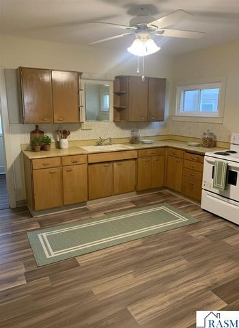 701 Nicollet Avenue, North Mankato, MN 56003