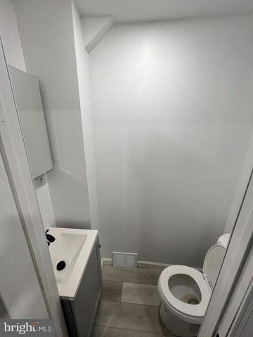 2145 N DOVER ST, Philadelphia, PA 19121