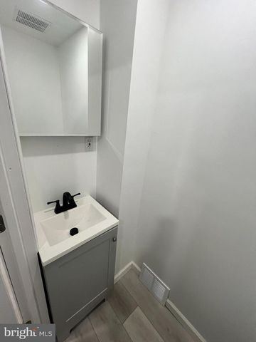 2145 N DOVER ST, Philadelphia, PA 19121