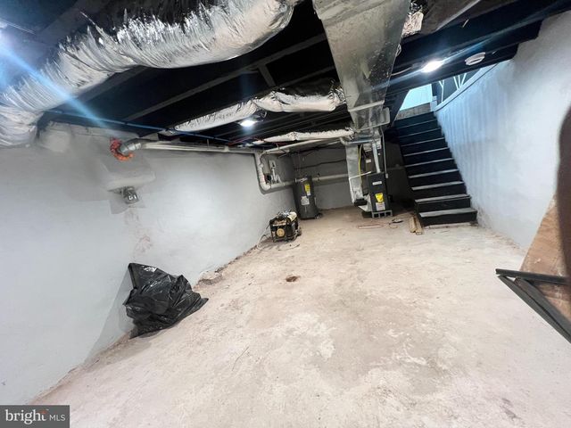 2145 N DOVER ST, Philadelphia, PA 19121