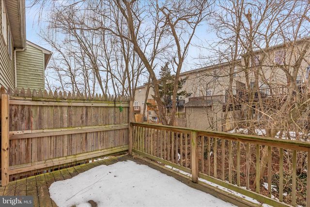 6 PERSIAN LILAC DR, Etters, PA 17319