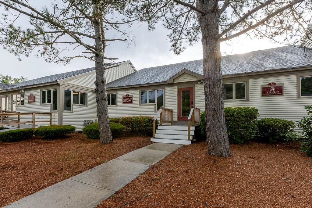 5 Northern Blvd Ste 7, Amherst, NH 03031