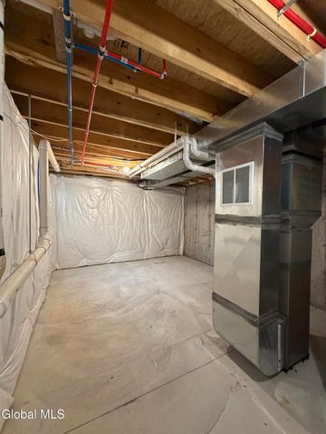 36 Vly Road 38A, Colonie, NY 12205