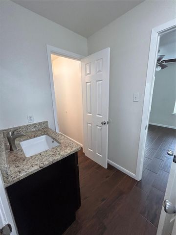 6837 Larkstone Street A, Houston, TX 77028