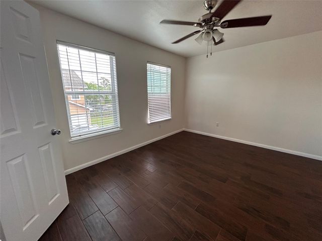 6837 Larkstone Street A, Houston, TX 77028