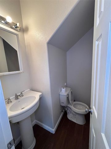 6837 Larkstone Street A, Houston, TX 77028