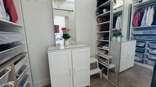 3029 NE 188th St 902, Aventura, FL 33180