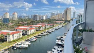 3029 NE 188th St 902, Aventura, FL 33180