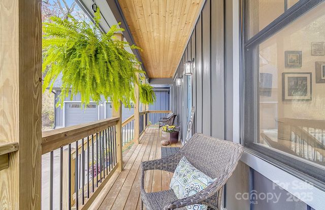 250 Judson Ridge Road, Arden, NC 28704