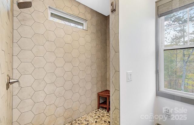 250 Judson Ridge Road, Arden, NC 28704