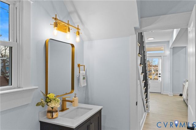 1101 N 21st St, Richmond, VA 23223