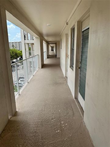 2651 S Course Drive 503, Pompano Beach, FL 33069