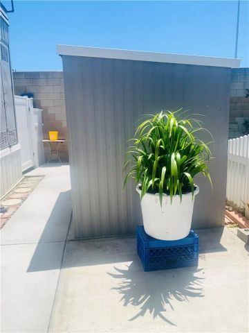 15621 Beach 56, Westminster, CA 92683