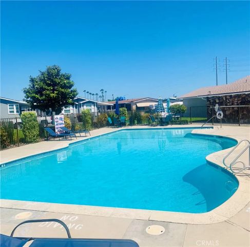15621 Beach 56, Westminster, CA 92683