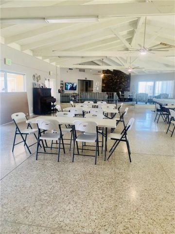 15621 Beach 56, Westminster, CA 92683