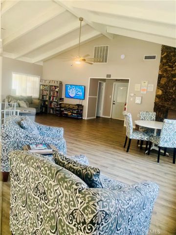 15621 Beach 56, Westminster, CA 92683