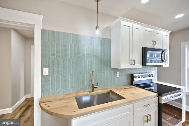 29 N ROCKBURN ST, York, PA 17402