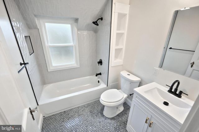 29 N ROCKBURN ST, York, PA 17402