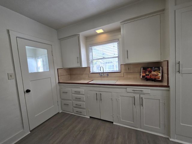 1832 Larkin Way, Sacramento, CA 95818