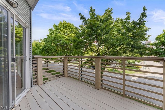 1266 W 74th Street, Cleveland, OH 44102
