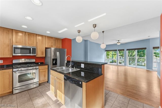 1266 W 74th Street, Cleveland, OH 44102
